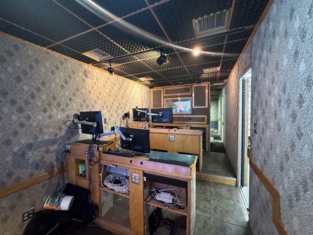 Production Trailer 523-3