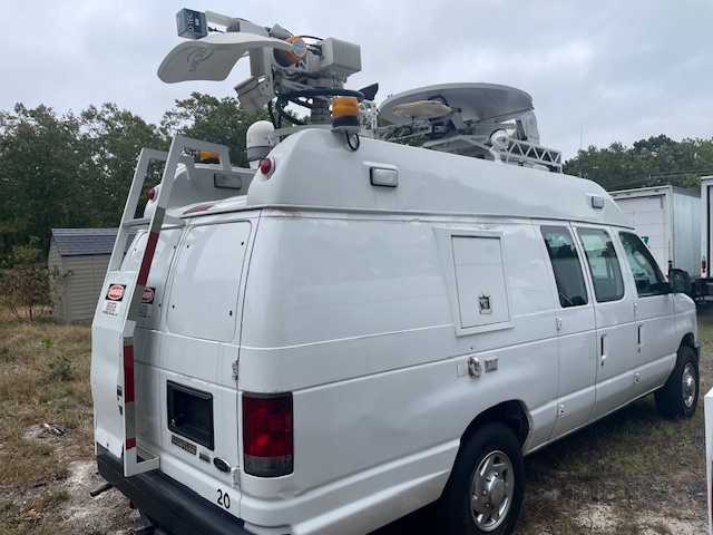 ENG Van #587 - 3