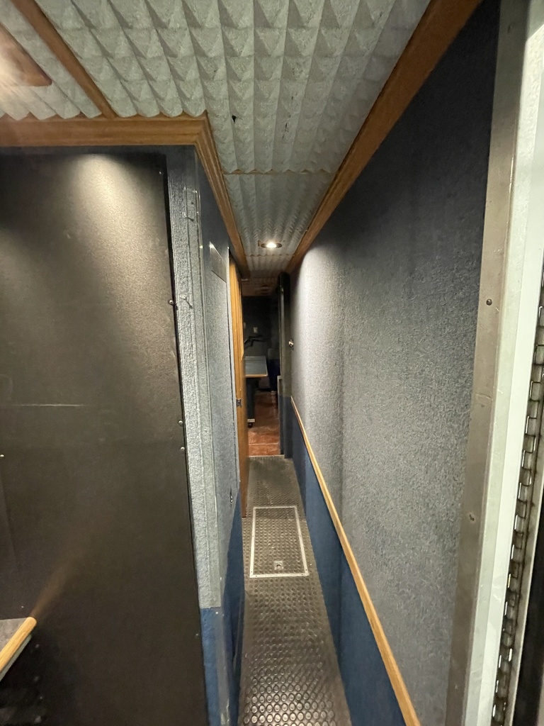 Production Truck 590 - 9