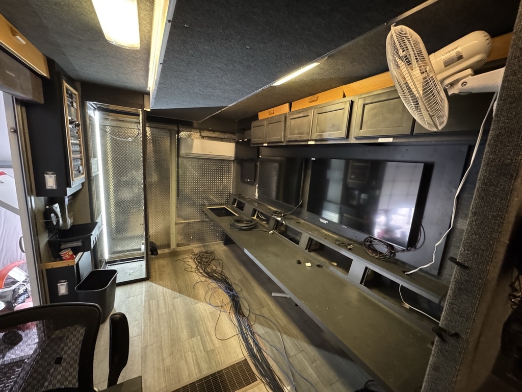 Production Truck 576 - 2