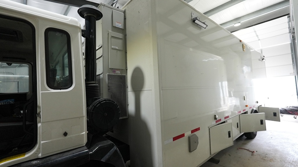 Production Truck 576 - 7