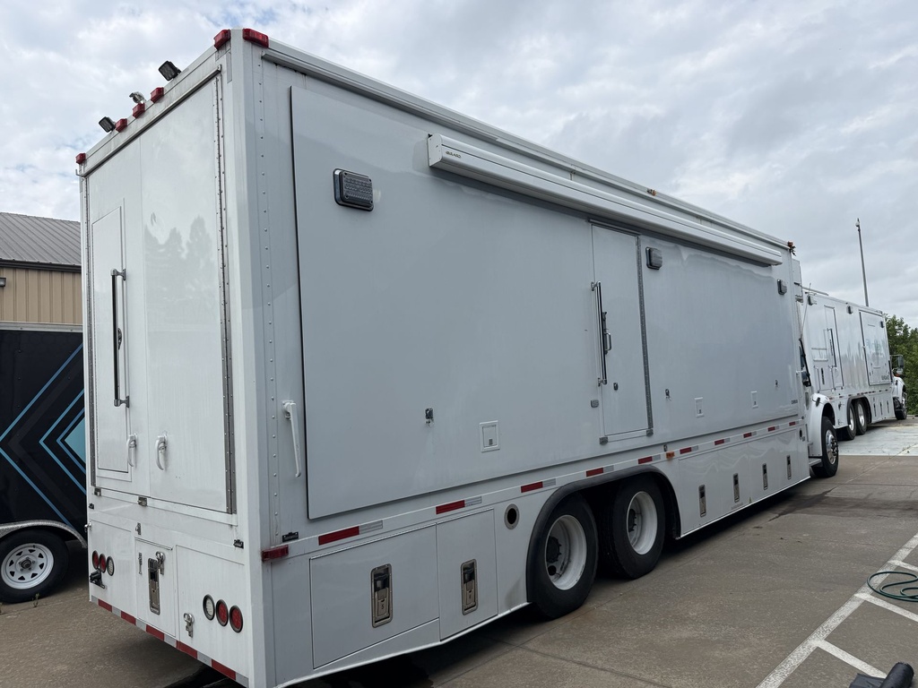 Production Truck 600 - 2