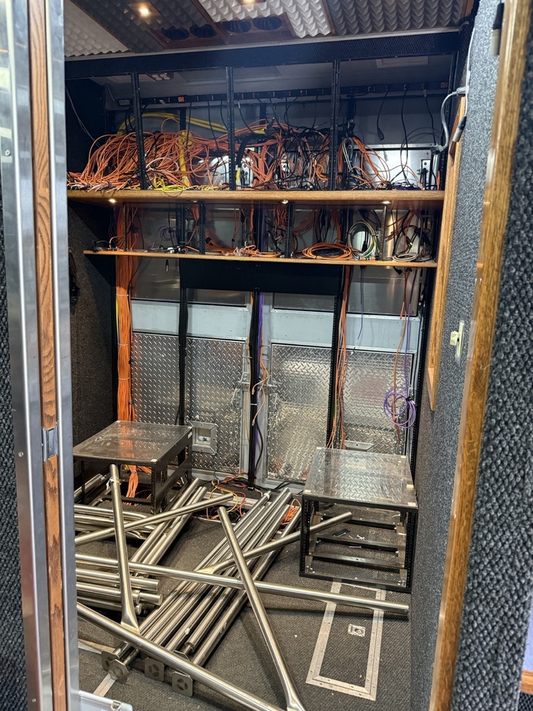 Production Truck 600 - 9