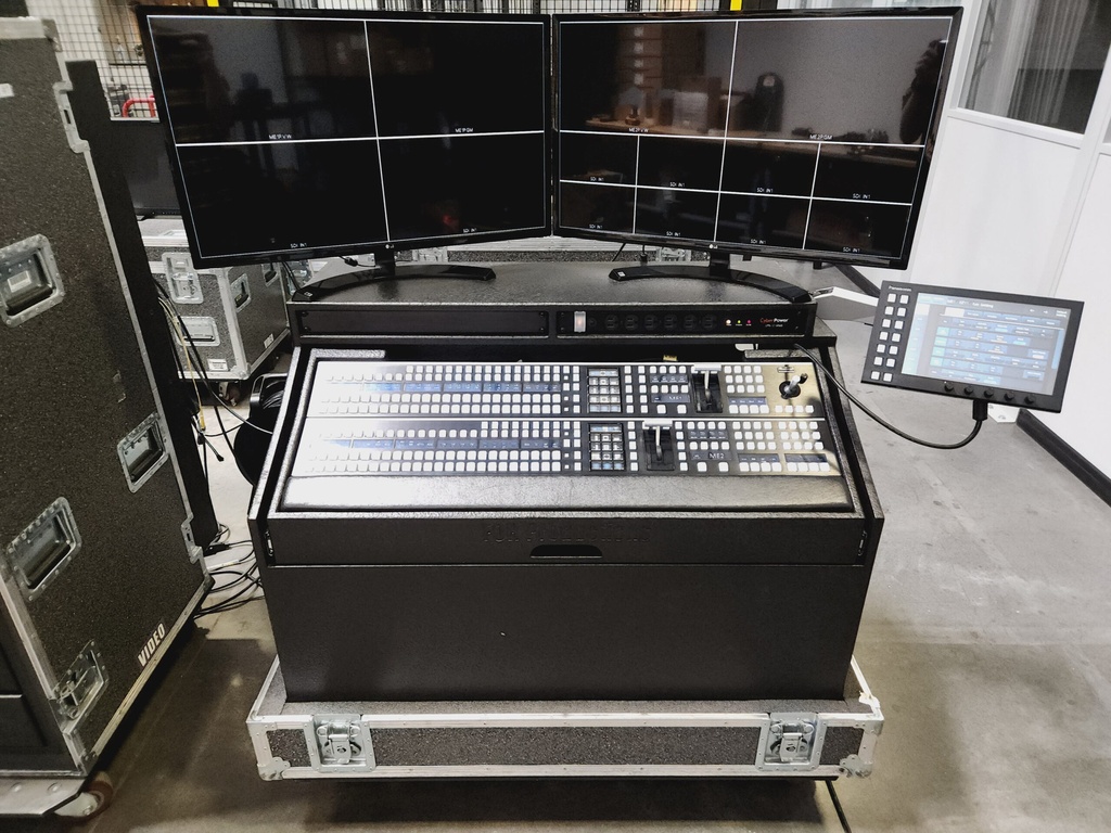 Panasonic HS6000 Flypack System