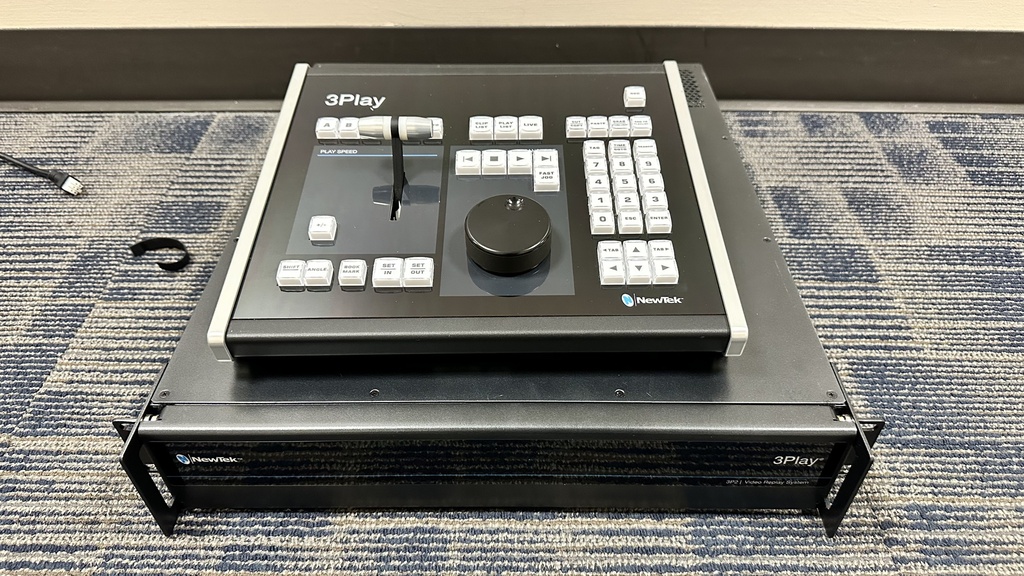 Vizrt 3Play 3P2 (Used)